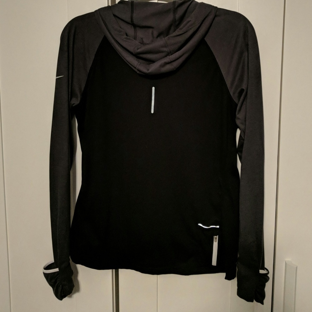 Nike dri fit running hooded top - Picture 5 of 8